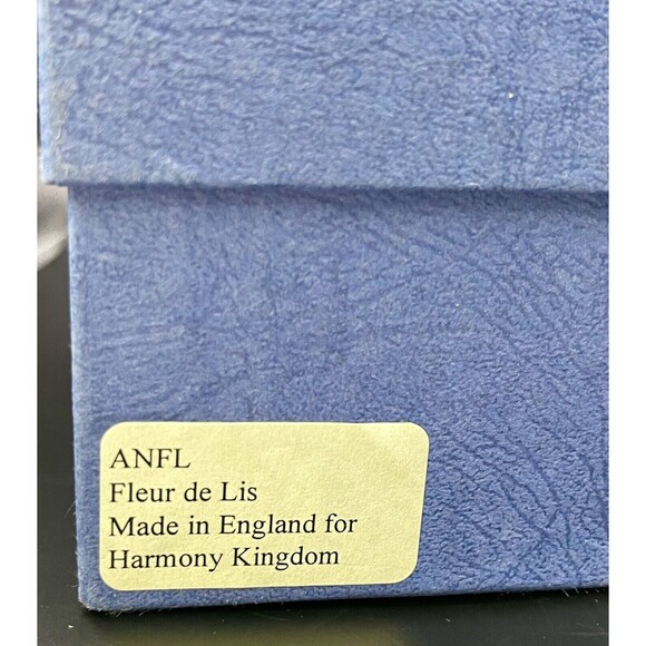 ADORABLE VINTAGE RESIN ELEPHANT TRINKET BOX - Picture 8 of 8